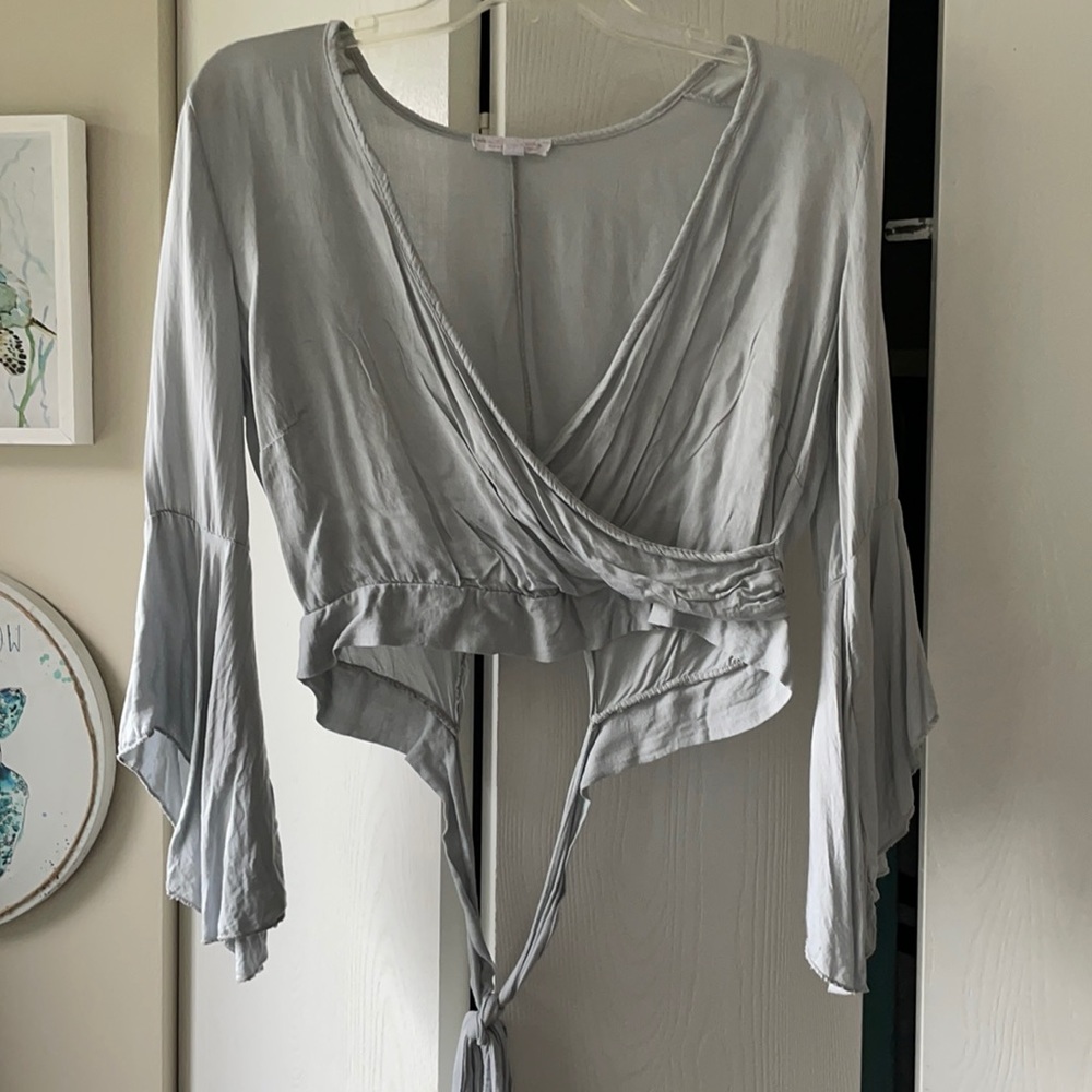 ☀️3/$20 Long Sleeve Crop Top